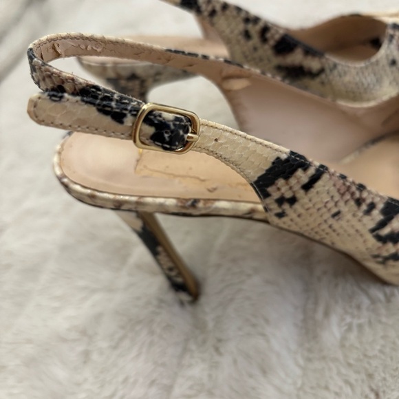 Nine West Black and Cream Snakeskin Peep toe High Heels Size 7 - Picture 6 of 15